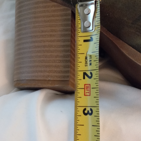 Olive green suede boots - Picture 10 of 10